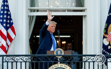 Donald Trump telefonbeszélgetést folytatott Hszi Csin-pinggel kereskedelmi kérdésekről