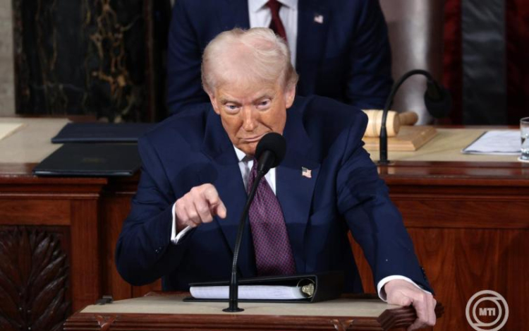 Az Egyesült Államok katonai akciót hajtott végre Nigériában az Iszlám Állam terrorszervezet ellen a keresztények védelmébenAz Egyesül