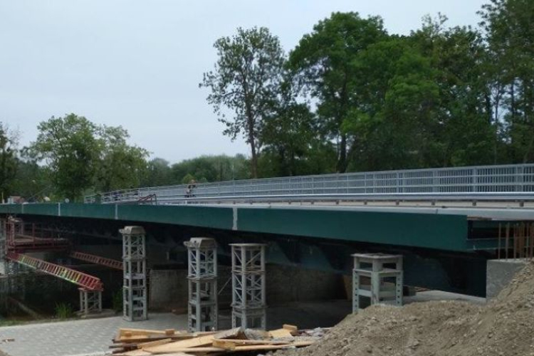 Felhívás hídlezárásról